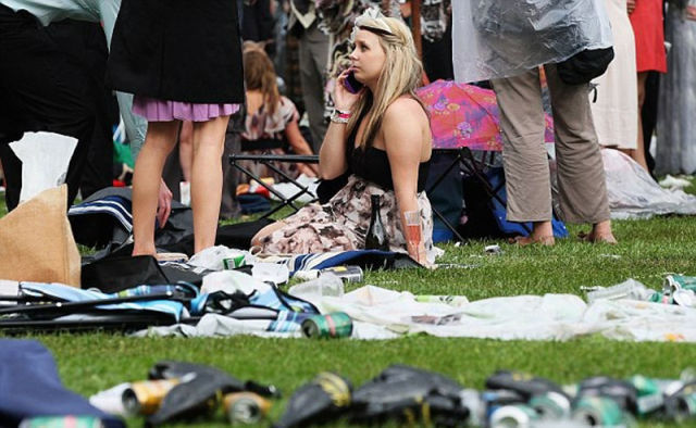 Melbourne Cup Chaos!