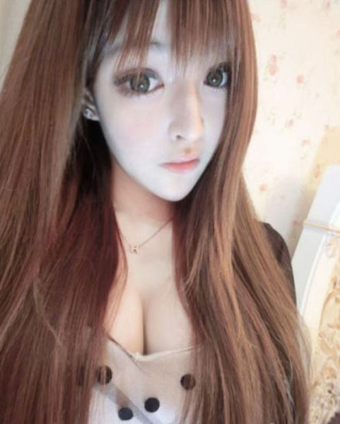 Creepy Girls Who Bring Dolls to Life!