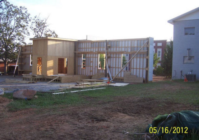 A Look Behind-the-scenes of “The Walking Dead”