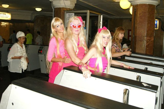 These Girls Go Crazy for Pink