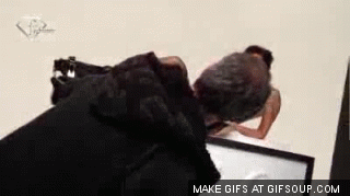 GIFs of Gorgeous Italian TV Hosts