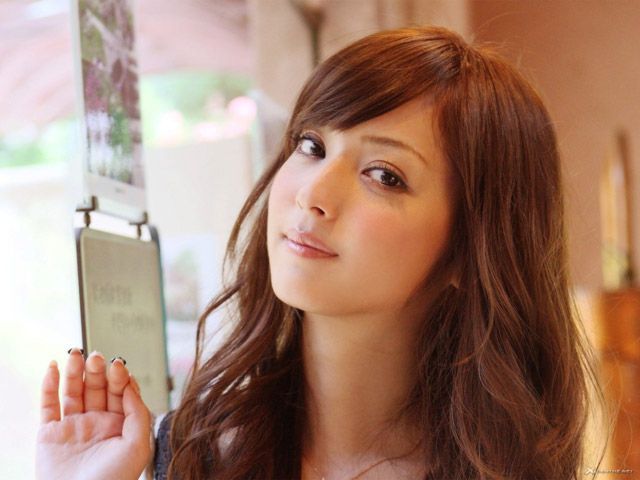 Beauty Is Epitomised in This Gallery of Girls