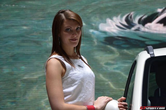 The Attractive Ladies of the Geneva Motor Show 2013