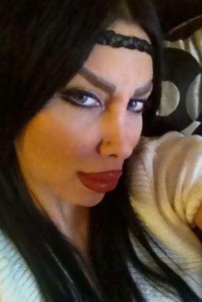 Middle Eastern Girls Who Think They Look Hot