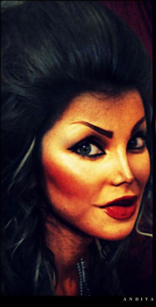 Middle Eastern Girls Who Think They Look Hot