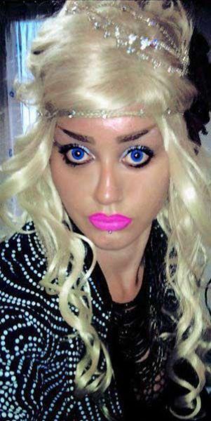 Middle Eastern Girls Who Think They Look Hot