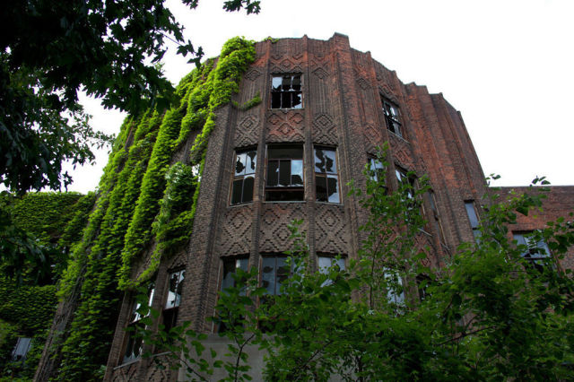 Magical Abandoned Places That Give Us Goosebumps