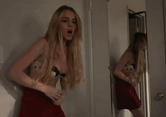 A Few Great GIFs of Lindsay Lohan’s Boobs
