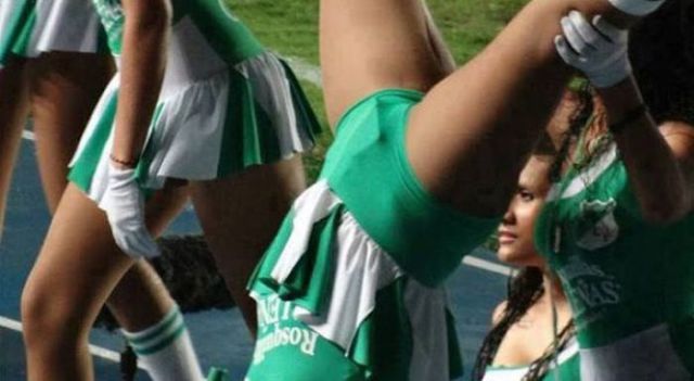 So That Is Where Cheerleaders Keep Their Smartphones