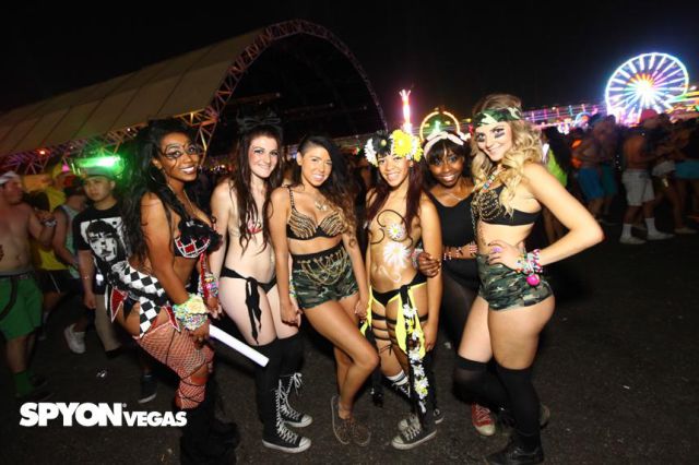 The Electrifying Ladies of the Electronic Daisy Festival in Las Vegas