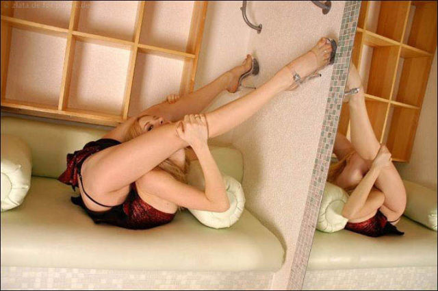 This Bendable Blonde Contortionist Is Sex on Legs