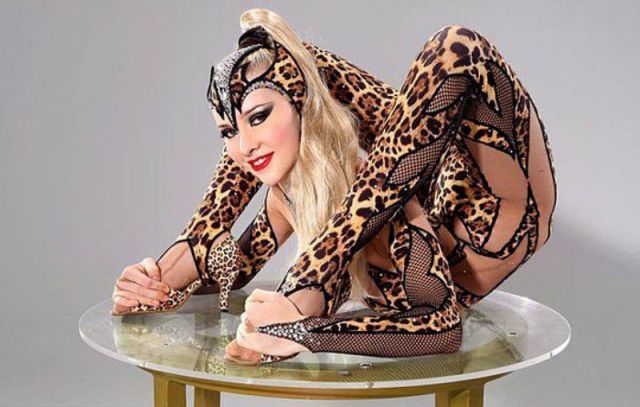 This Bendable Blonde Contortionist Is Sex on Legs