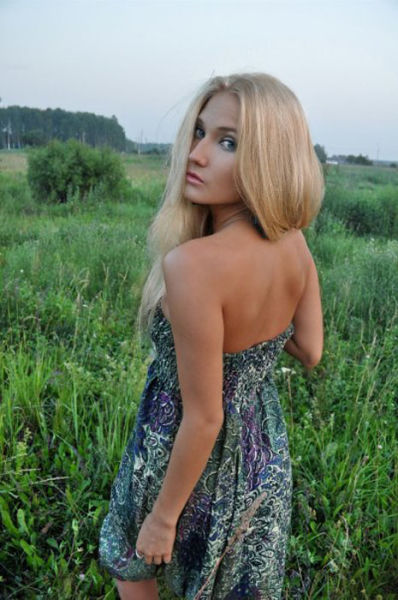 She Is Pretty as a Picture But Don’t Let That Fool You