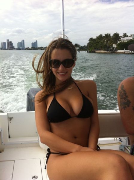 Babes in Bikinis are Like a Dream Come True