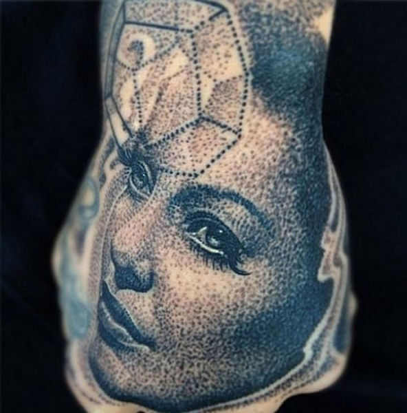 Tattoo Lovers Gather around for Epic Body Art