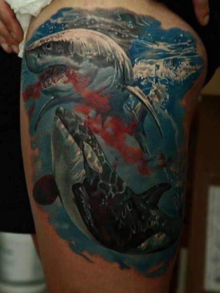 Tattoo Lovers Gather around for Epic Body Art