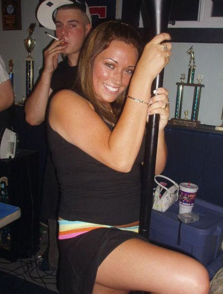 When Girls Get Drunk They All Wanna Pole Dancing