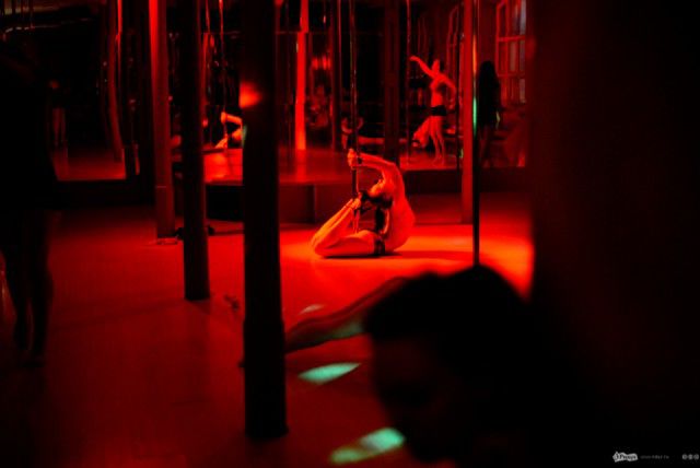 Pole Dancing Girls are Both Fit and Sexy