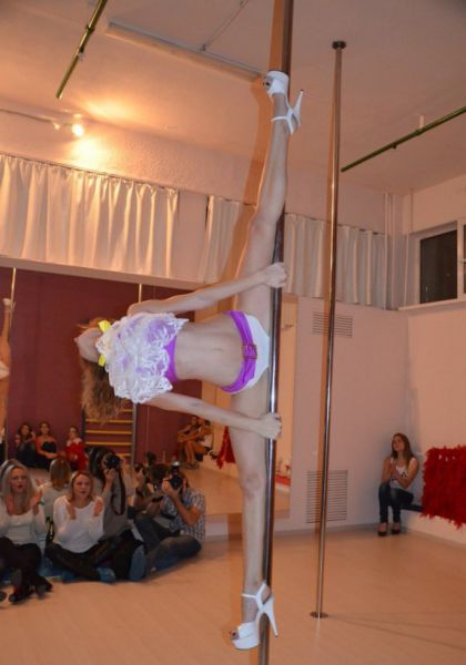 Pole Dancing Girls are Both Fit and Sexy