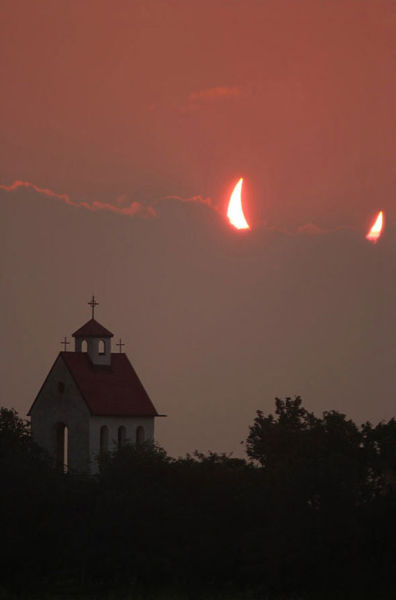 Brilliant Timing Creates Epic Photos