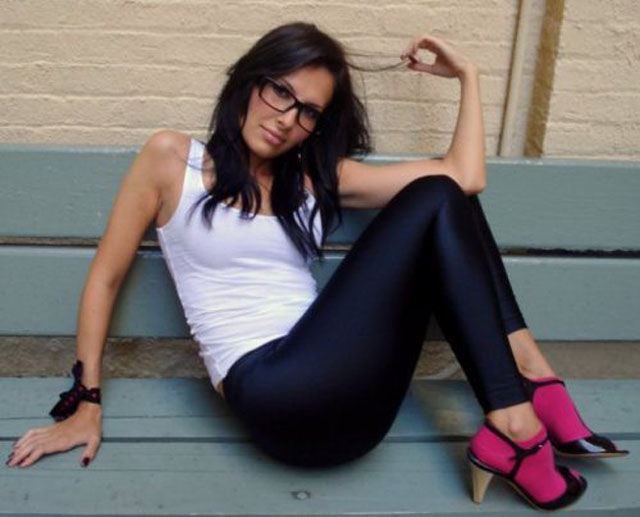 Girls Look Yummier in Yoga Pants