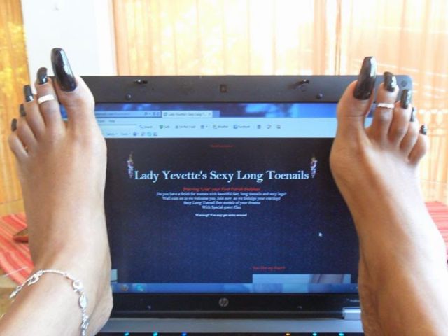 These Extra-Long Nails Are Almost Too Much to Handle