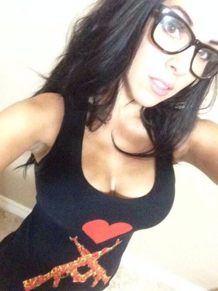 Girls Who Show How Sexy Glasses Can Be