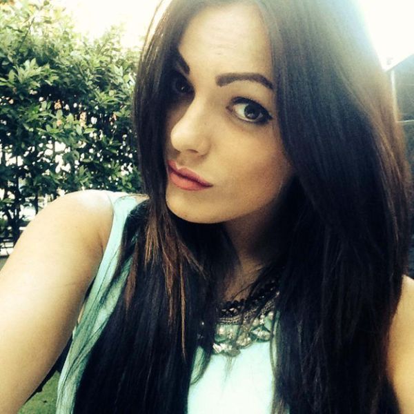 English Graduate Trades in Books for Beauty