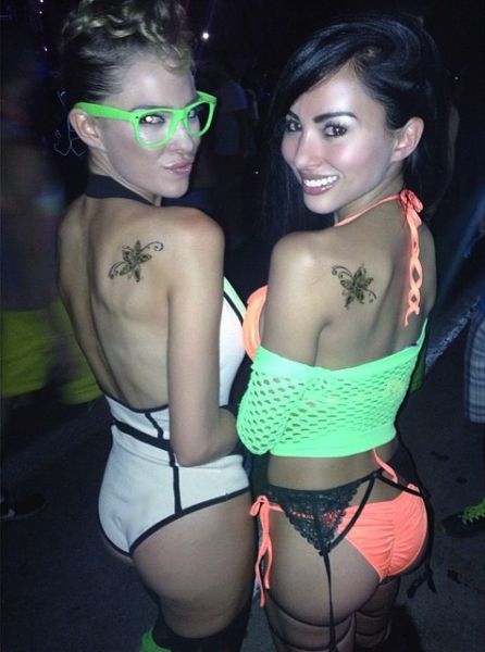 Sweet and Sexy Las Vegas Daisy Carnival Girls