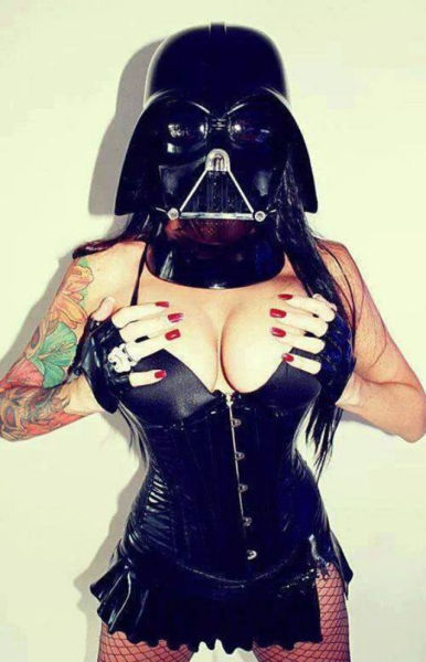 Geekily Gorgeous Ladies in Star Wars Inspired Cosplay