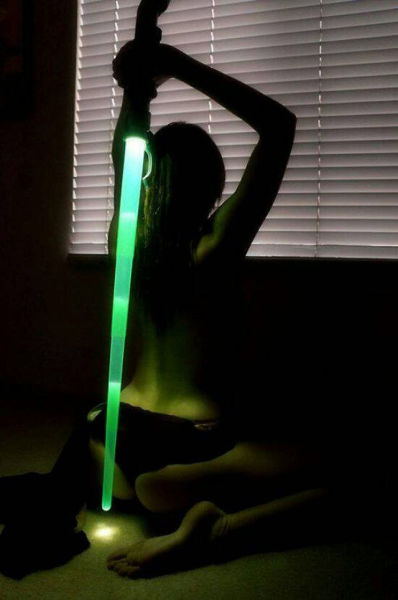 Geekily Gorgeous Ladies in Star Wars Inspired Cosplay