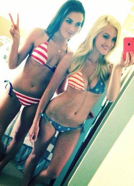 USA Ladies Show Their Patriotism Through Their Boobs