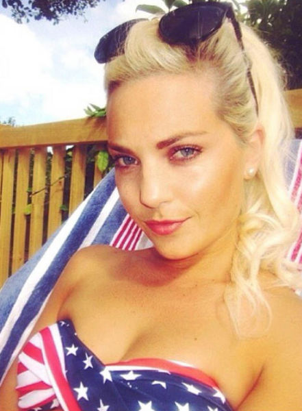 USA Ladies Show Their Patriotism Through Their Boobs