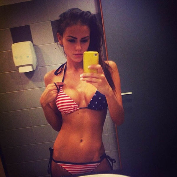 USA Ladies Show Their Patriotism Through Their Boobs