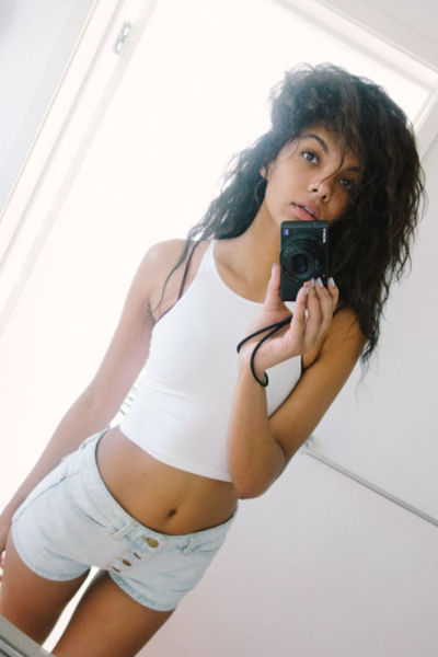 Sexy Girls with Cameras That Can Take My Picture Anytime