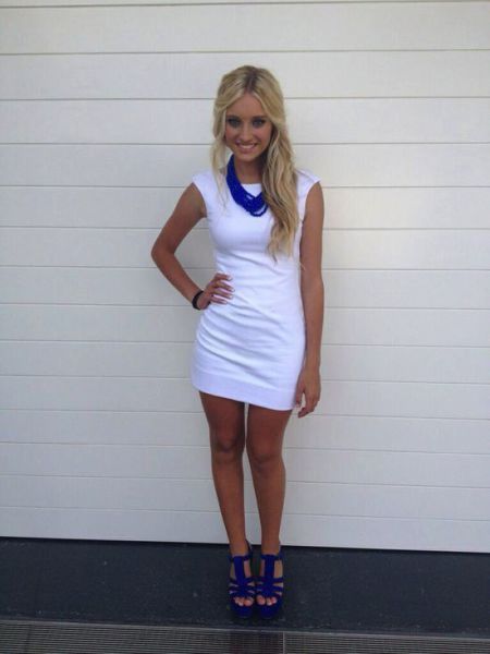 Lookout Boys…Here Come the Babes in Tight Dresses