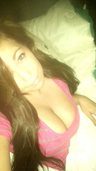 Girls Who Have a Certain Chest Appeal