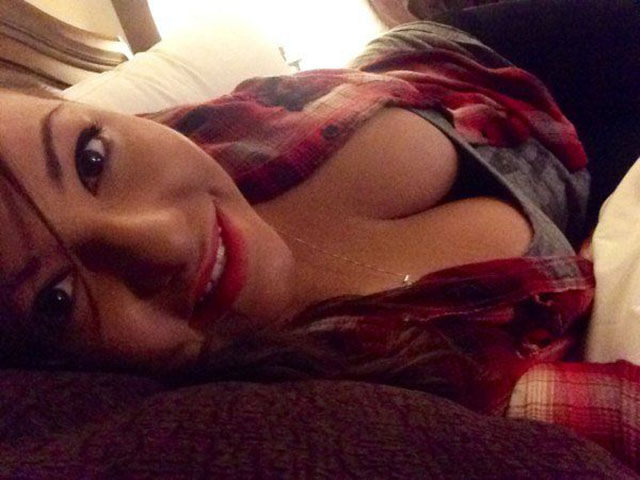 Girls Who Have a Certain Chest Appeal