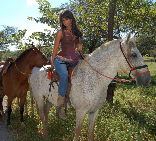 Country Bumpkins Have Their Own Sweet Sexiness