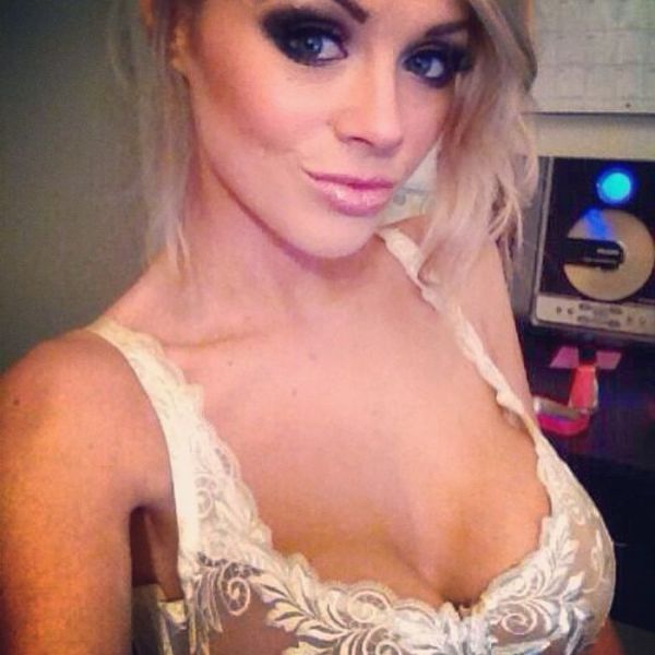 The Sexy Women of Porn in Daily Life