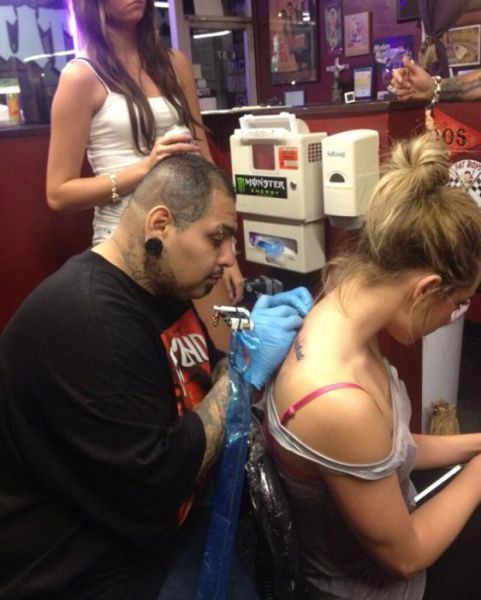 The Sexy Women of Porn in Daily Life