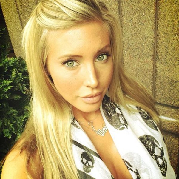 Candid Photos of Female Porn Stars in Everyday Life