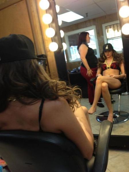 Candid Photos of Female Porn Stars in Everyday Life