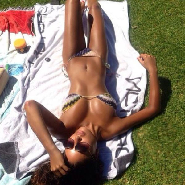 Beautiful Babes in Skimpy Bikinis