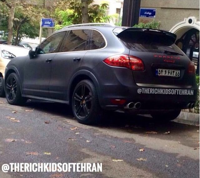 The Glitzy Lives of Tehran’s Rich Kids