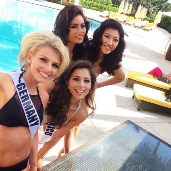 2015 Miss Universe Contestants in Bikinis