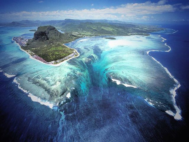 Stuff Just Looks So Much Scarier Underwater