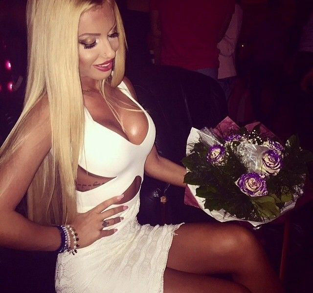 Skin-tight Dresses Are a Stunning Invention