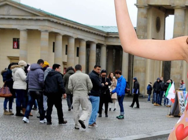 Model Sends Out Her Own Very Public Valentine’s Day Wishes