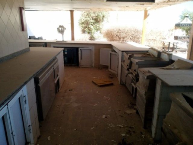 A Tour of a Neglected Egyptian 5 Star Hotel